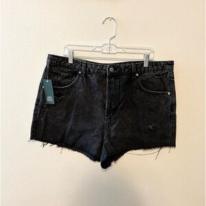 Wild Fable NWT Size 16 Black Super High-Rise Cutoff Shorts